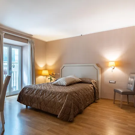 Ξενοδοχείο Hotel Centrale 4*