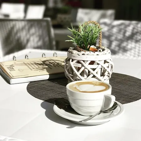 Ξενοδοχείο Hotel Centrale 4*