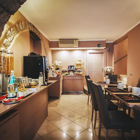 チェントラーレ 4*