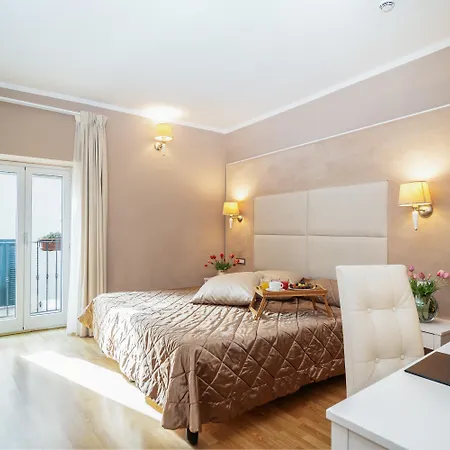 Hotel Centrale 4*