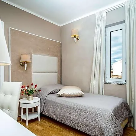 מלון Hotel Centrale