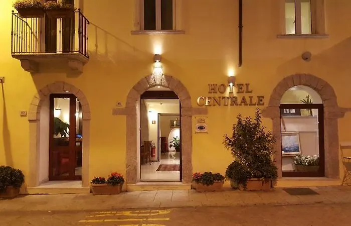 Hotel Centrale 4* Olbia